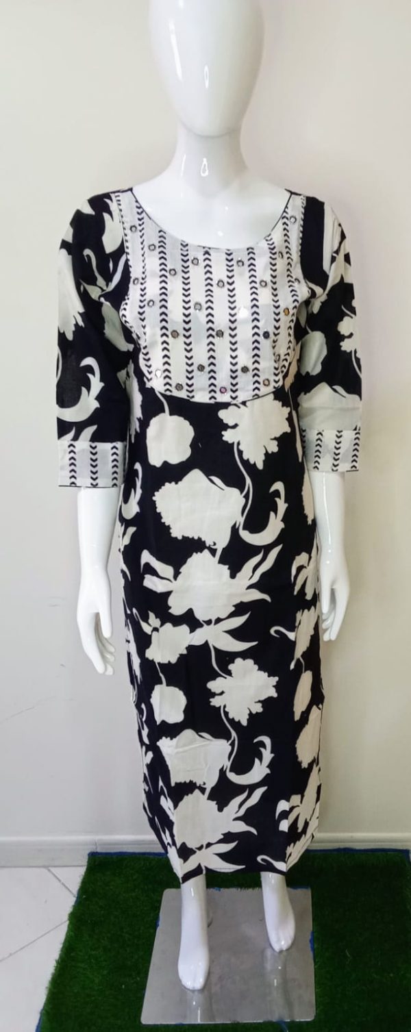 B&W Floral Printed Mirror Worked Kurta