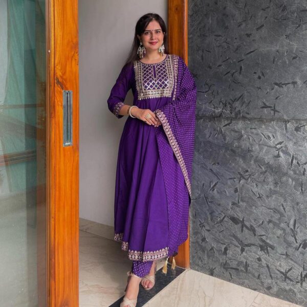 Elegant Purple Kurta Set