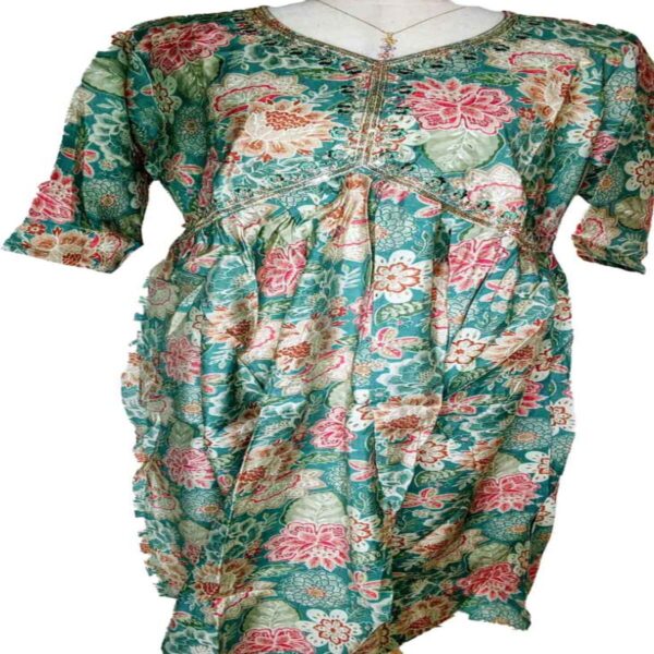 Green Alia Floral Printed Kurta Set - Image 3