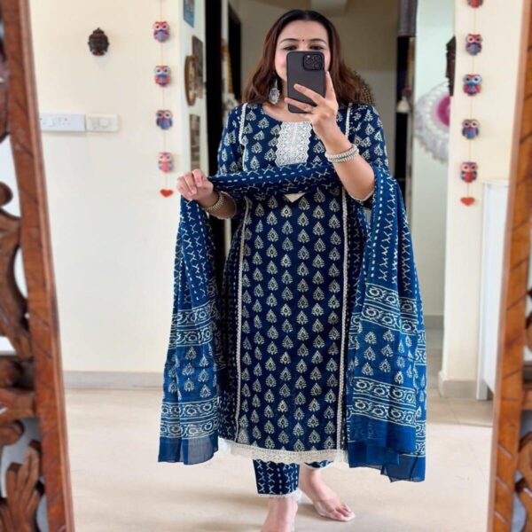 Elegant Blue Printed Lace Kurta Set